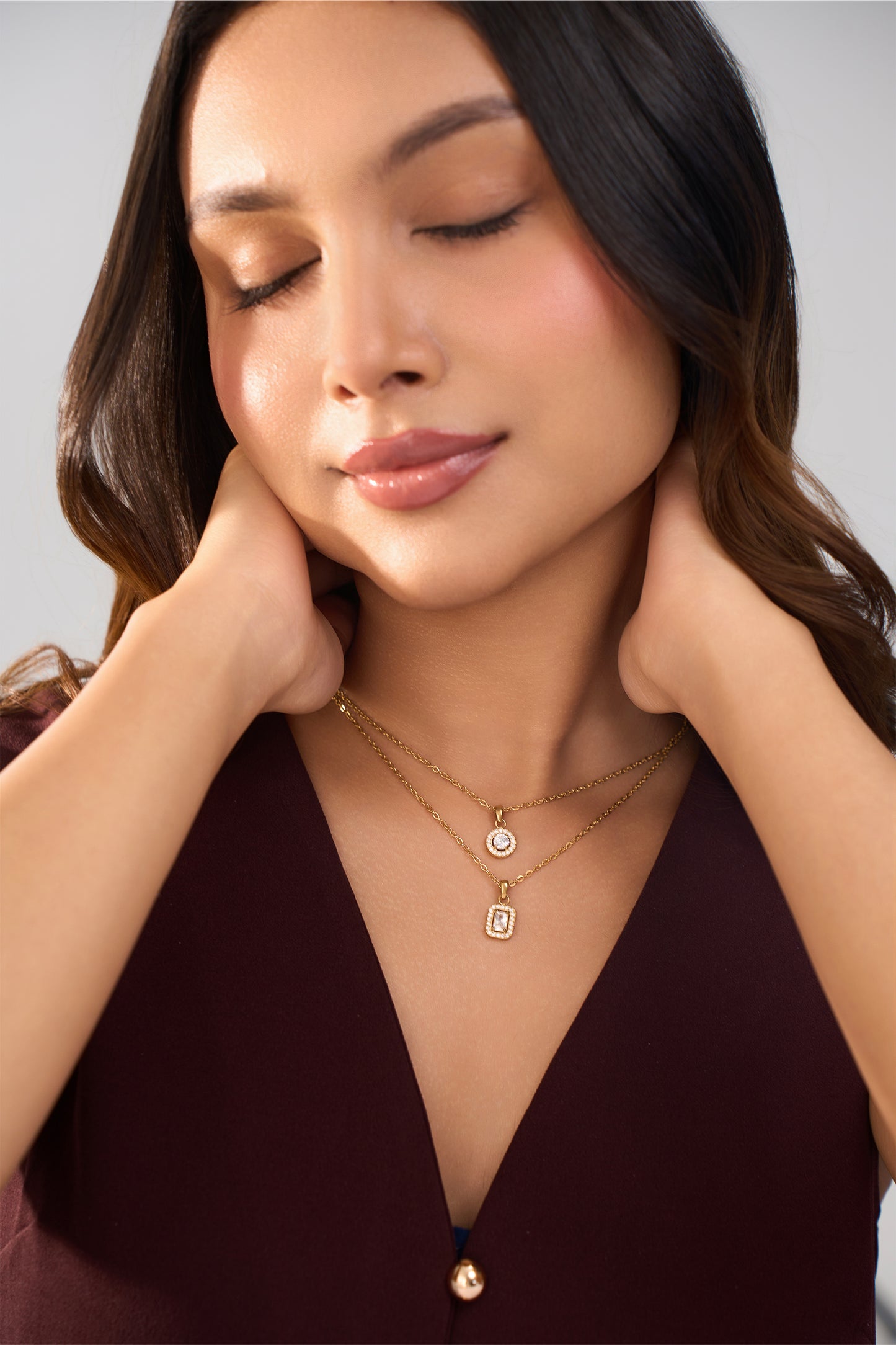 Circle Halo Diamond Necklace- 18K Gold Plated