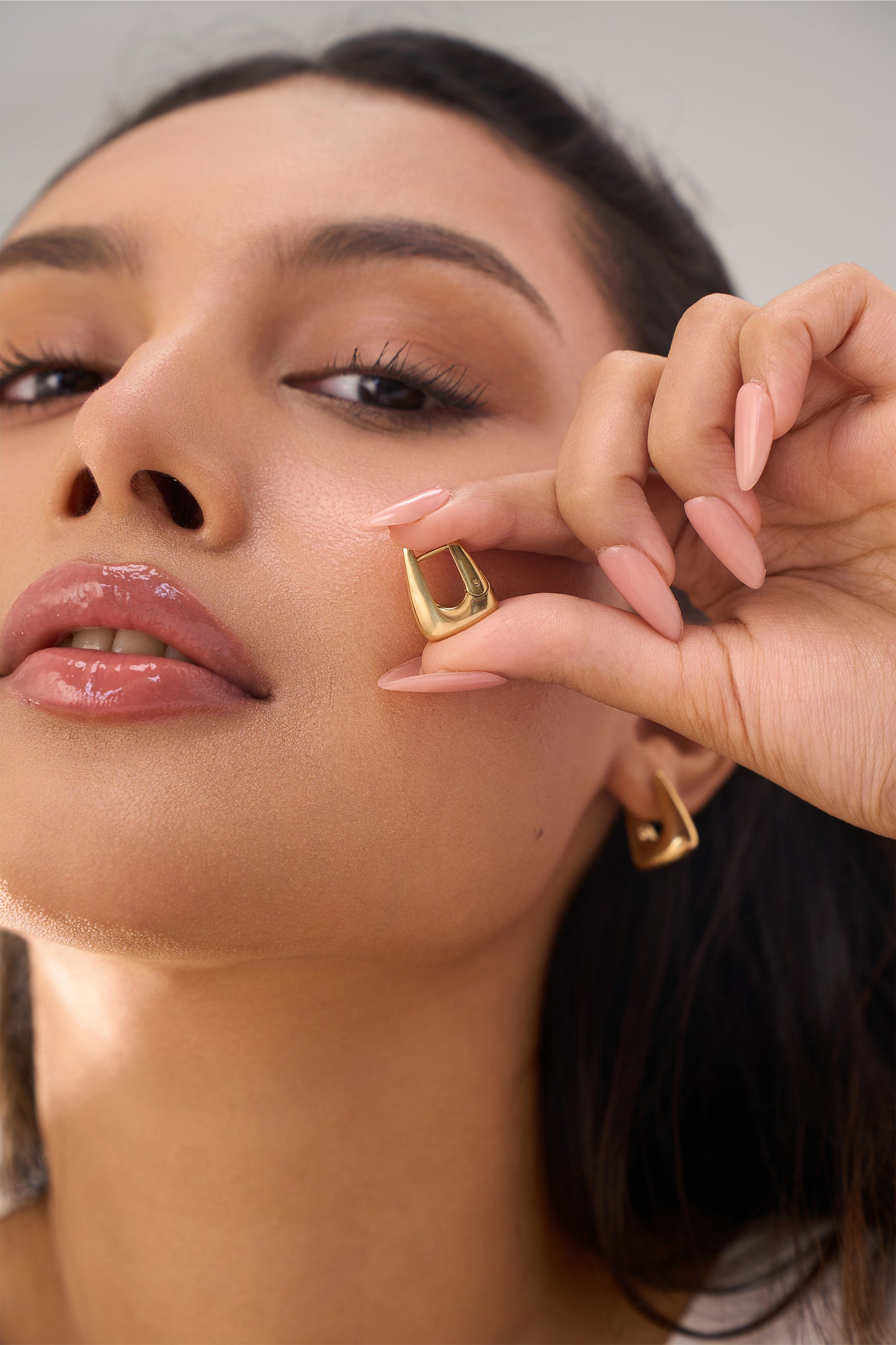 Zoya Hoops - 18k Gold Plated