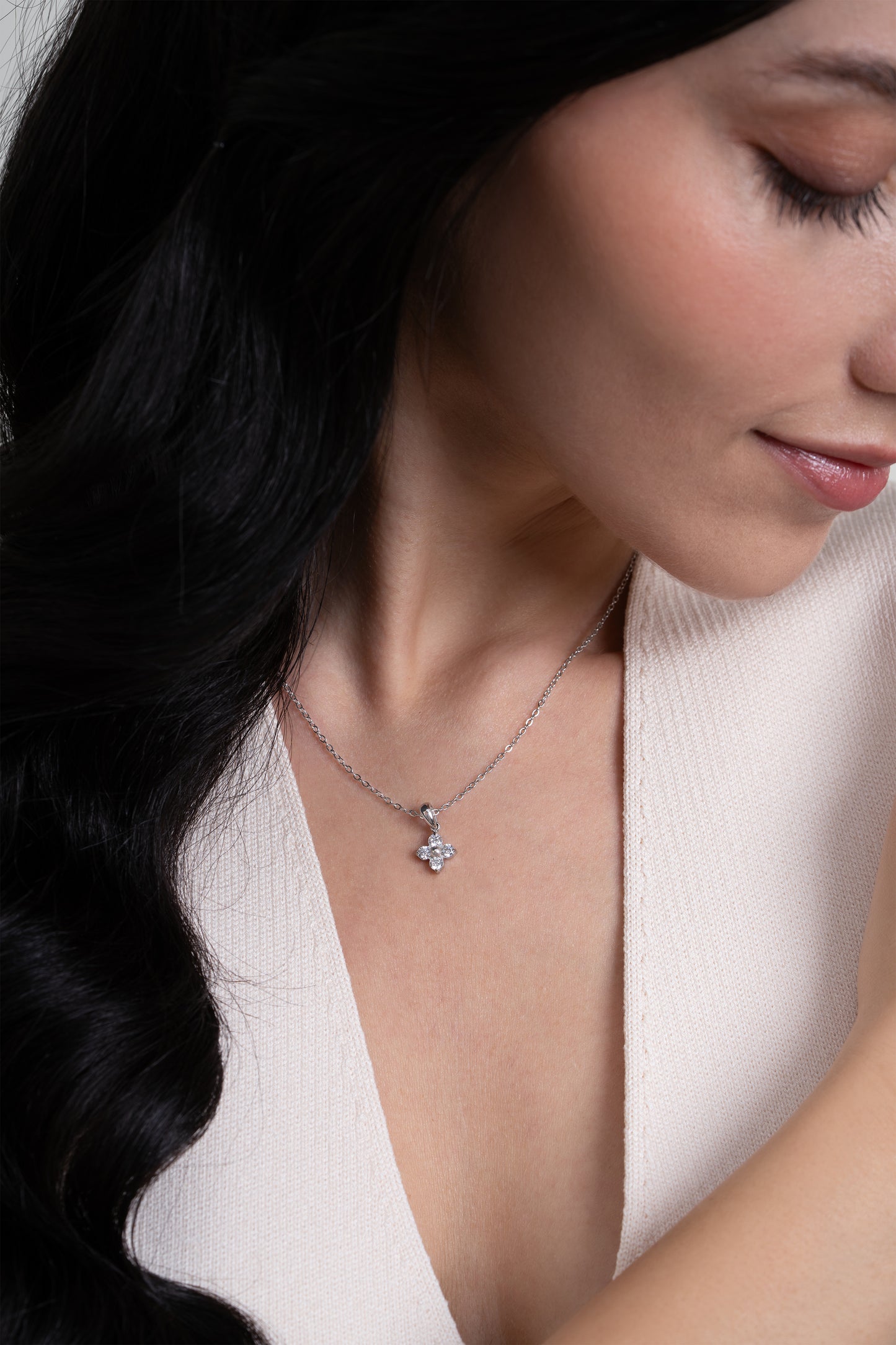 Fleur Necklace - Silver Edition