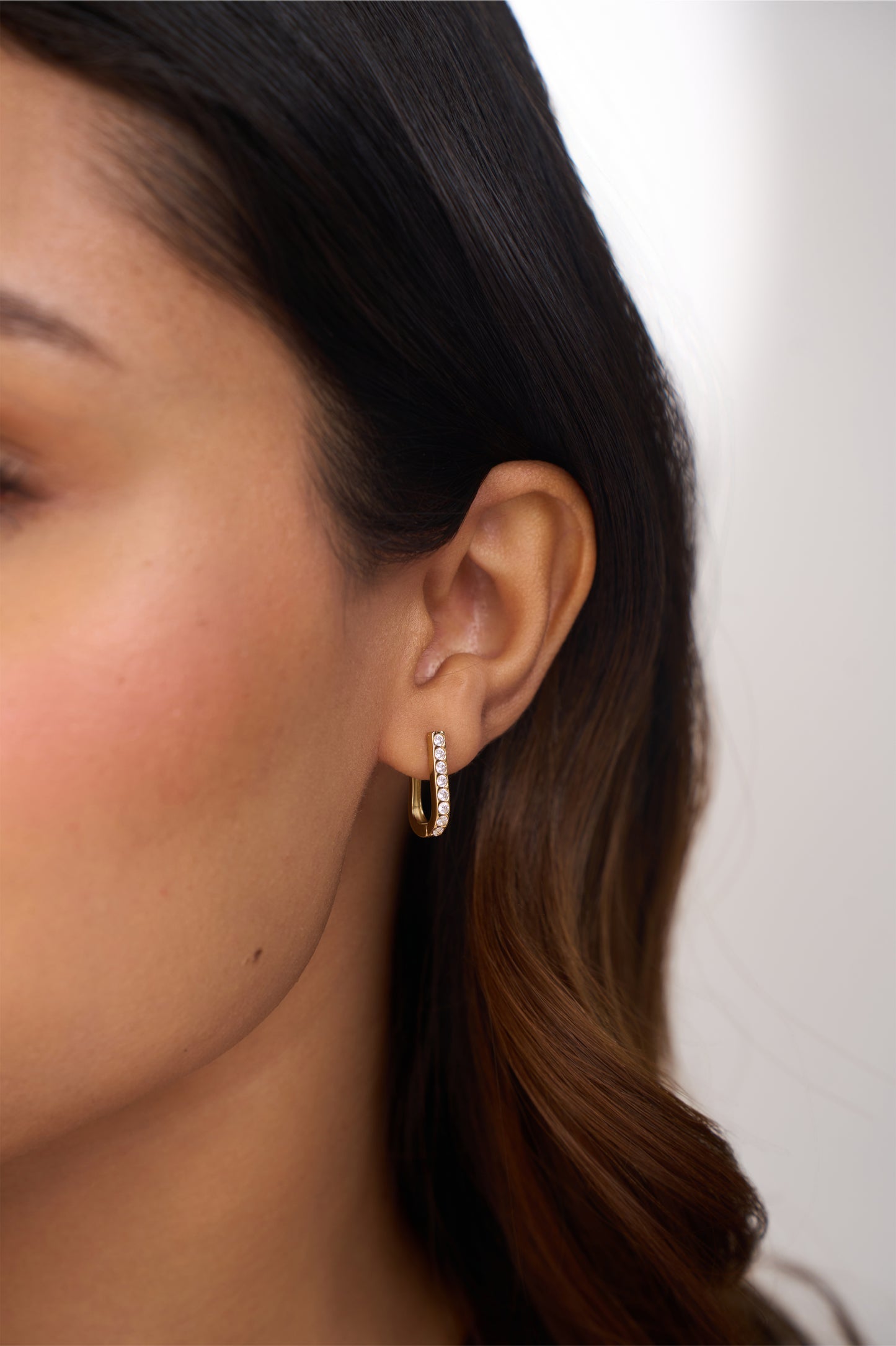 Abby Diamond Hoops - 18k Gold Plated