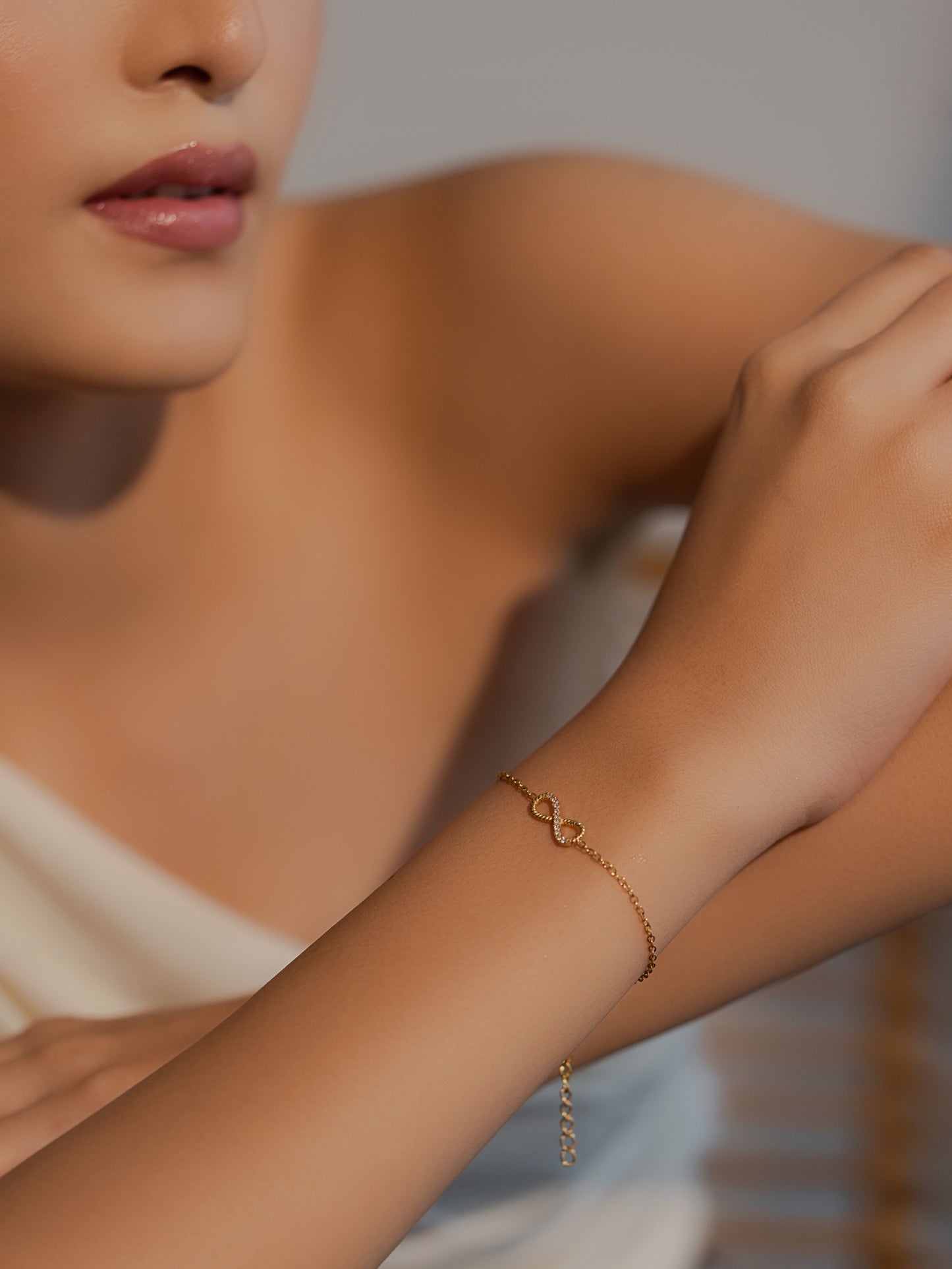 Infinity Bracelet - 18K Gold Plated