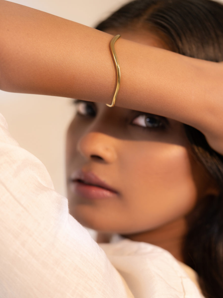 Wave cuff - 18K Gold Plated image 4