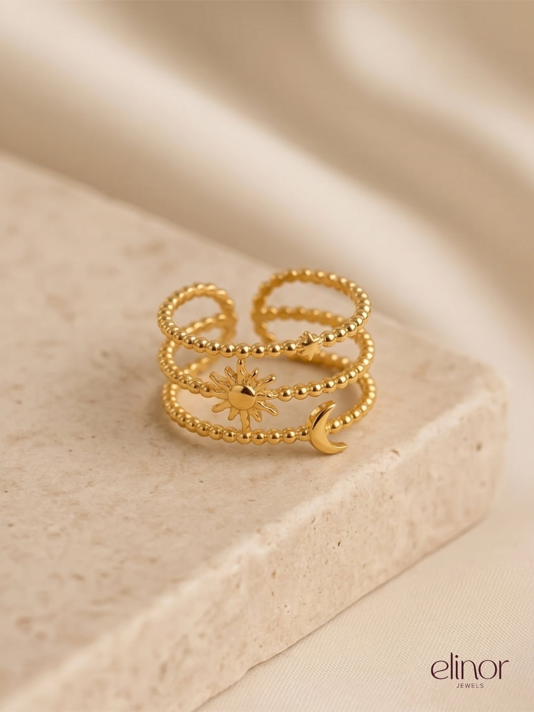 Star Knight Ring - 18K Gold Plated