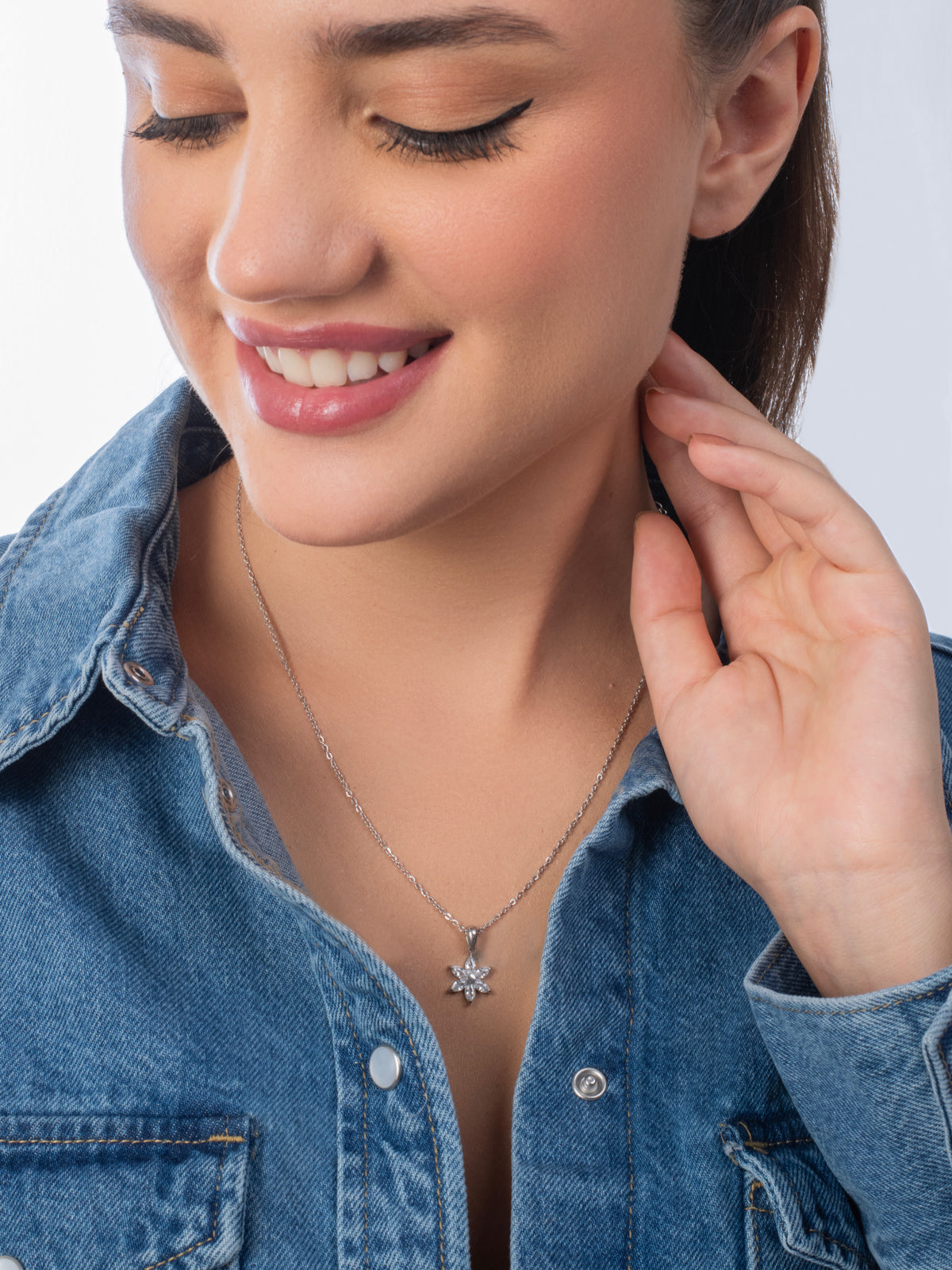 Judith Necklace - Silver Edition image 3