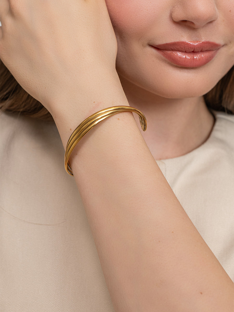 Velvet cuff - 18k Gold Plated image 2