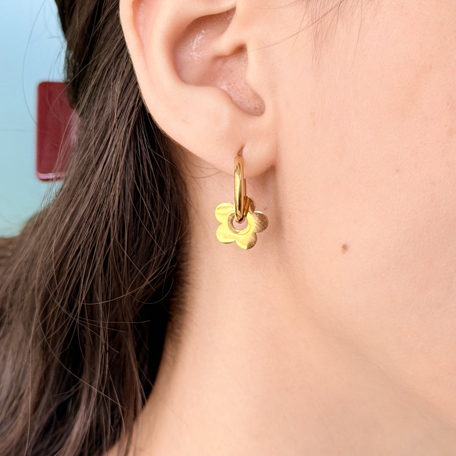 Alba Huggies - 18k Gold Plated image 2