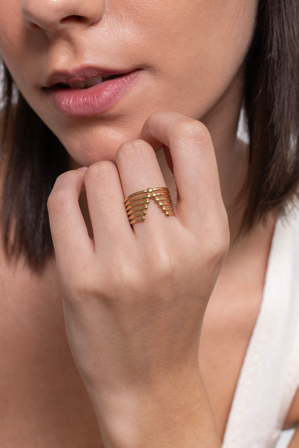 Laure V Ring – 18K Gold Plated