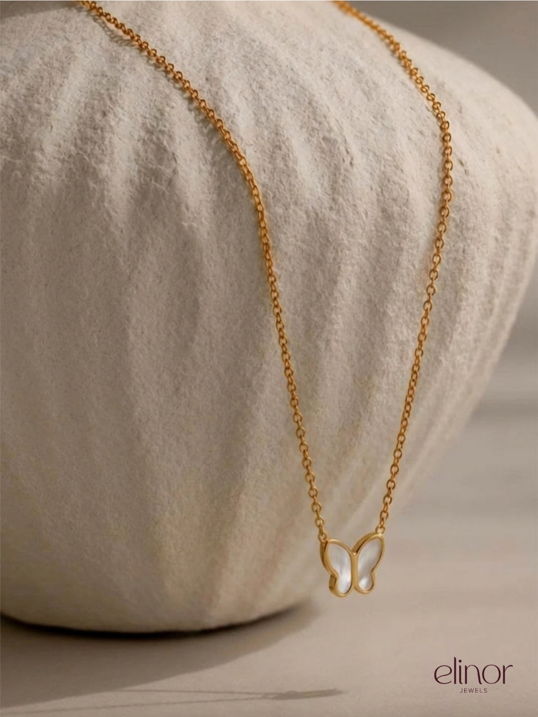 Sweet Wings Necklace - 18K Gold Plated