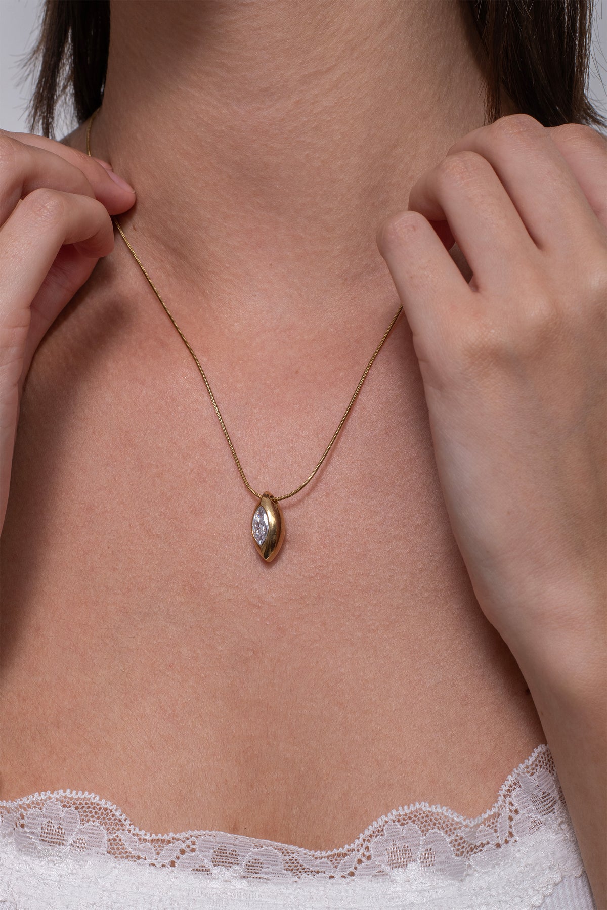 Aura Gleam Necklace - 18K Gold Plated image 3