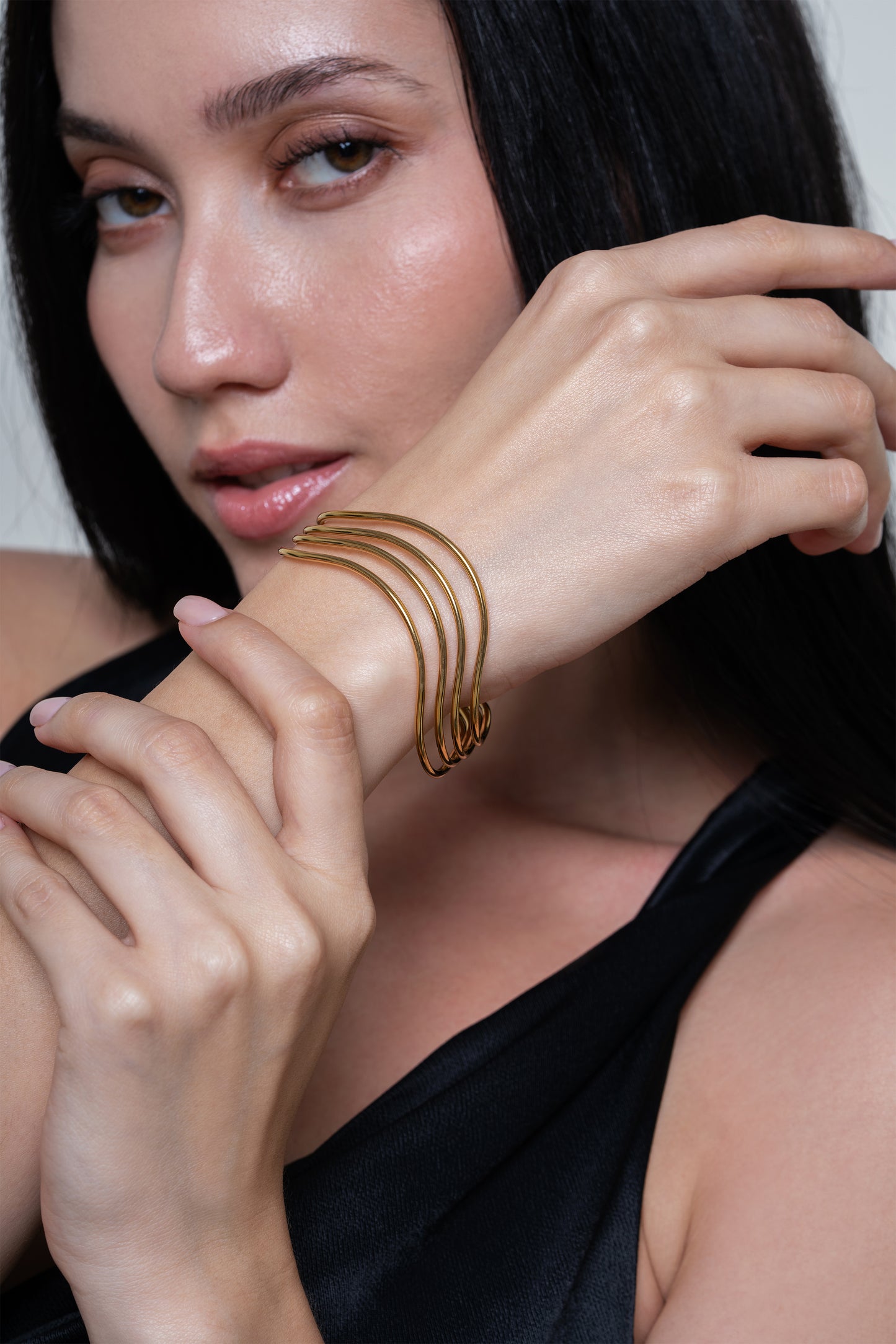 Ariana Cuff -18K Gold Plated