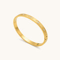 Diamond Gaze Bangle - 18k Gold Plated