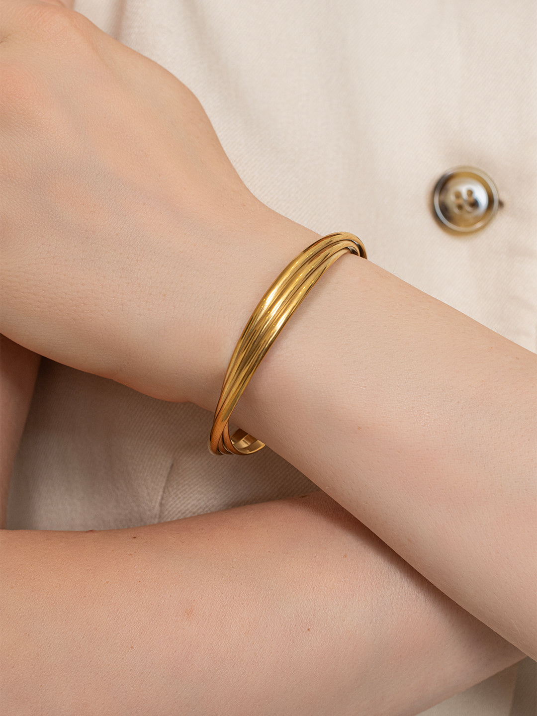 Velvet cuff - 18k Gold Plated