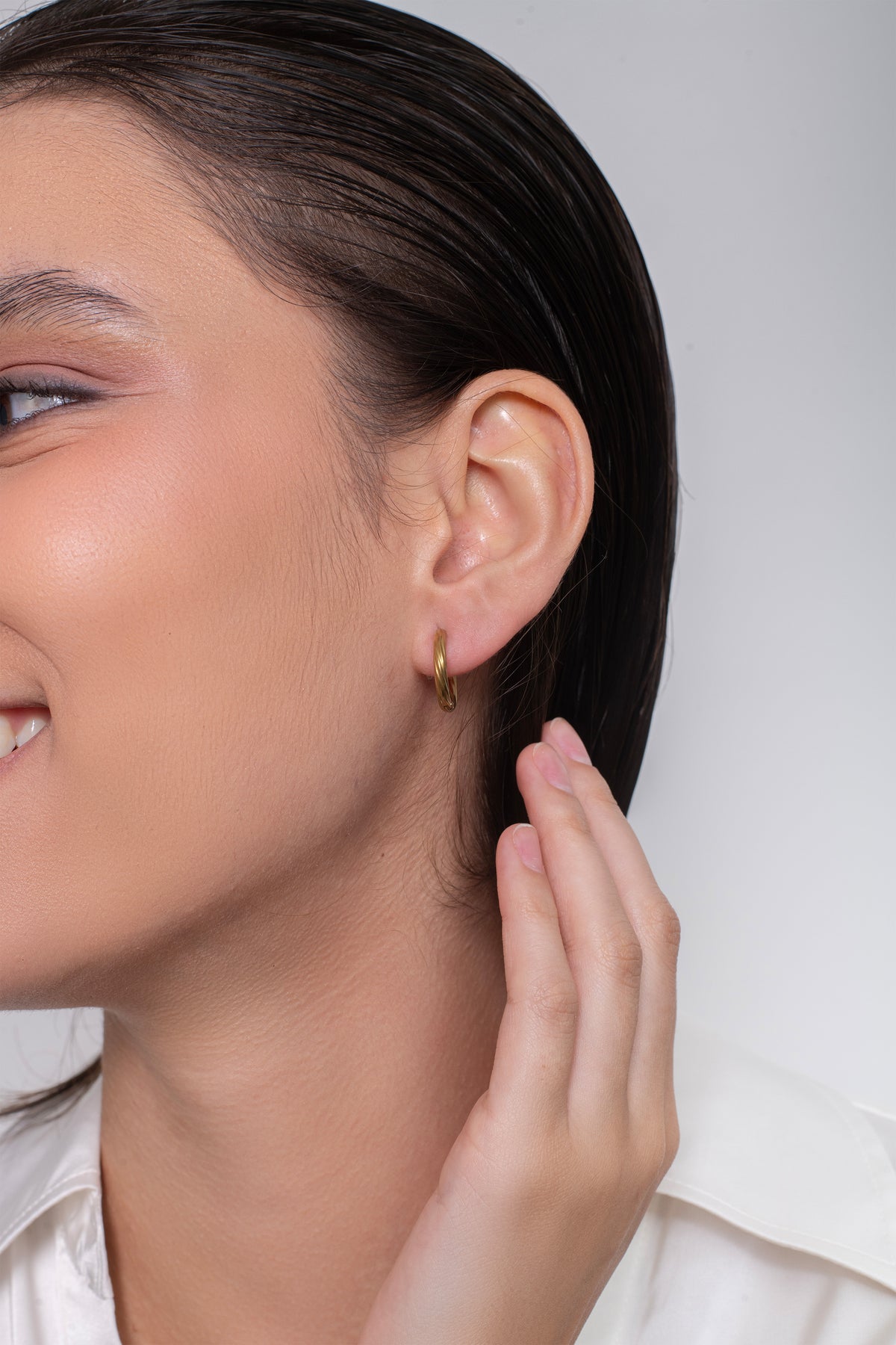 Twisted Mini Hoops – 18K Gold Plated image 3