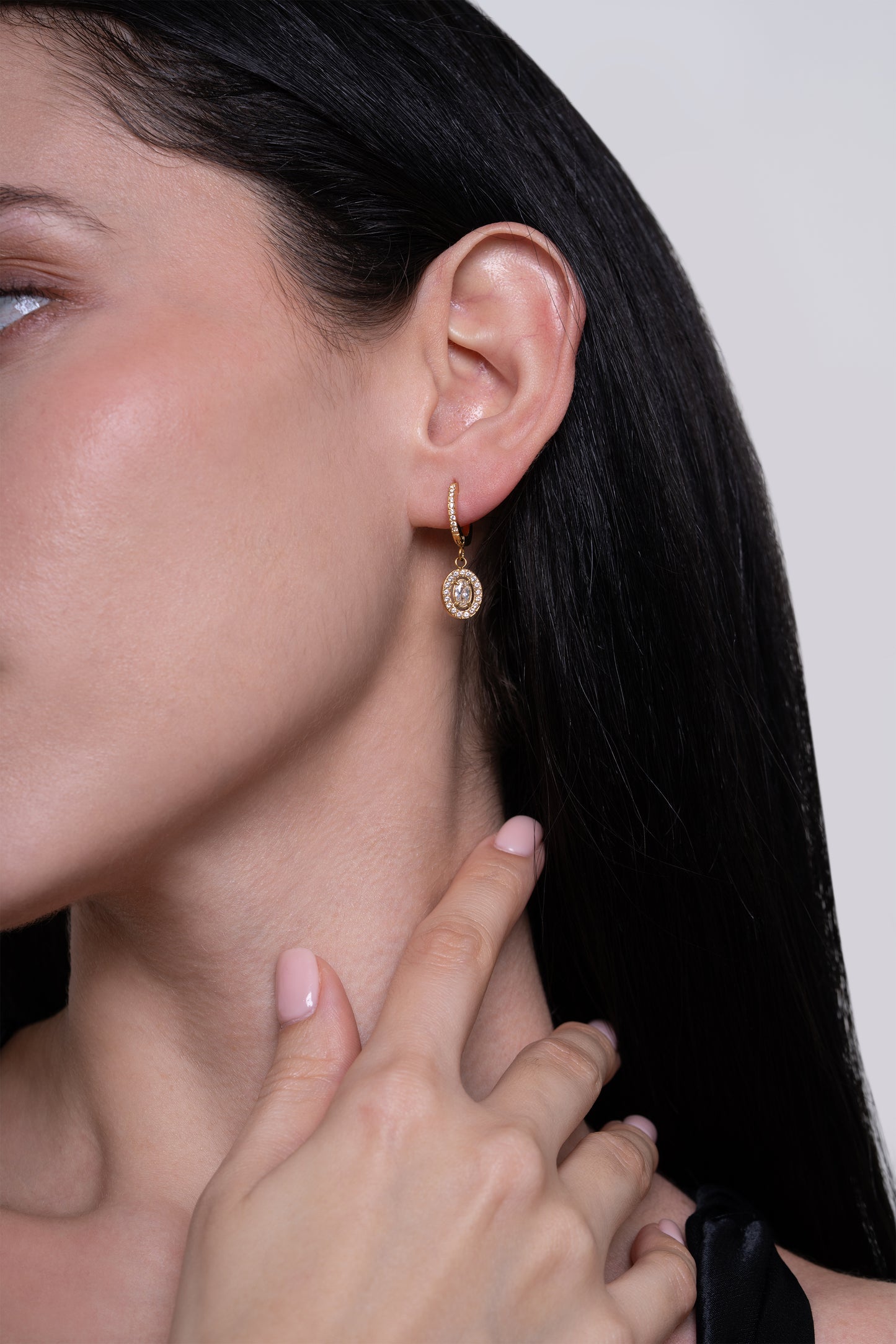 Classic Oval Diamond Huggies - 18k Gold Plated