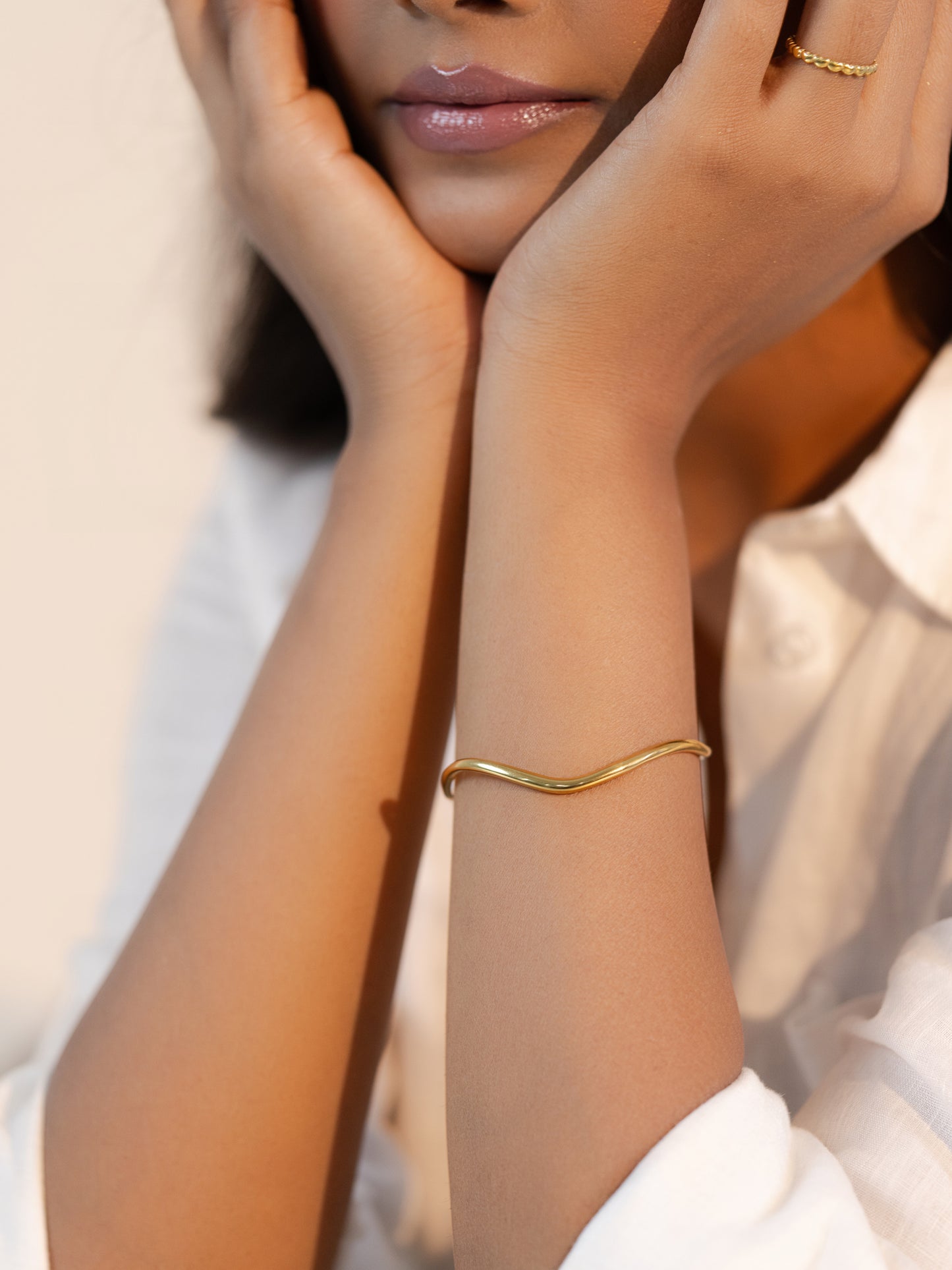 Wave cuff - 18K Gold Plated