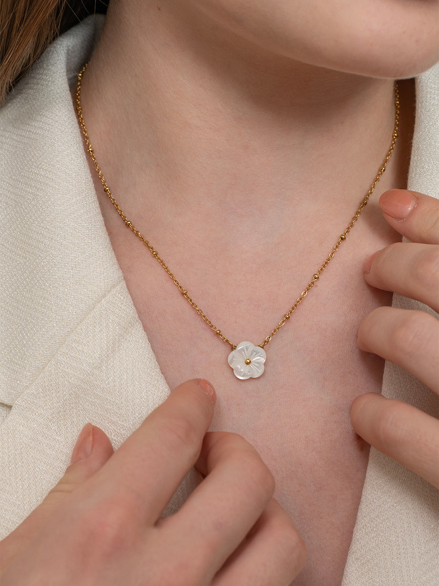 Snow petal Necklace – 18K Gold Plated image 3
