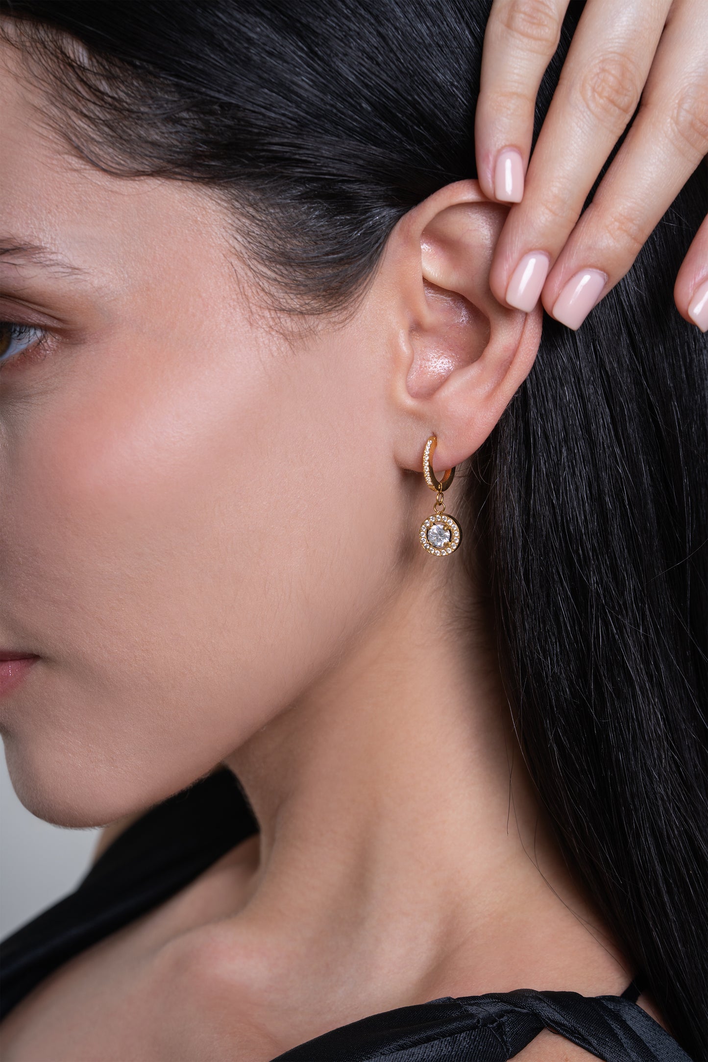 Classic Circle Diamond Huggies - 18K Gold Plated