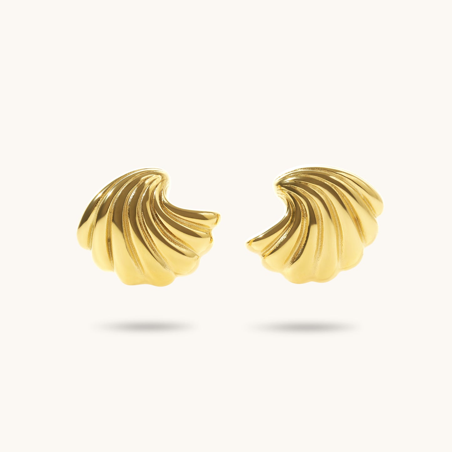 Shell earrings  - 18K Gold Plated