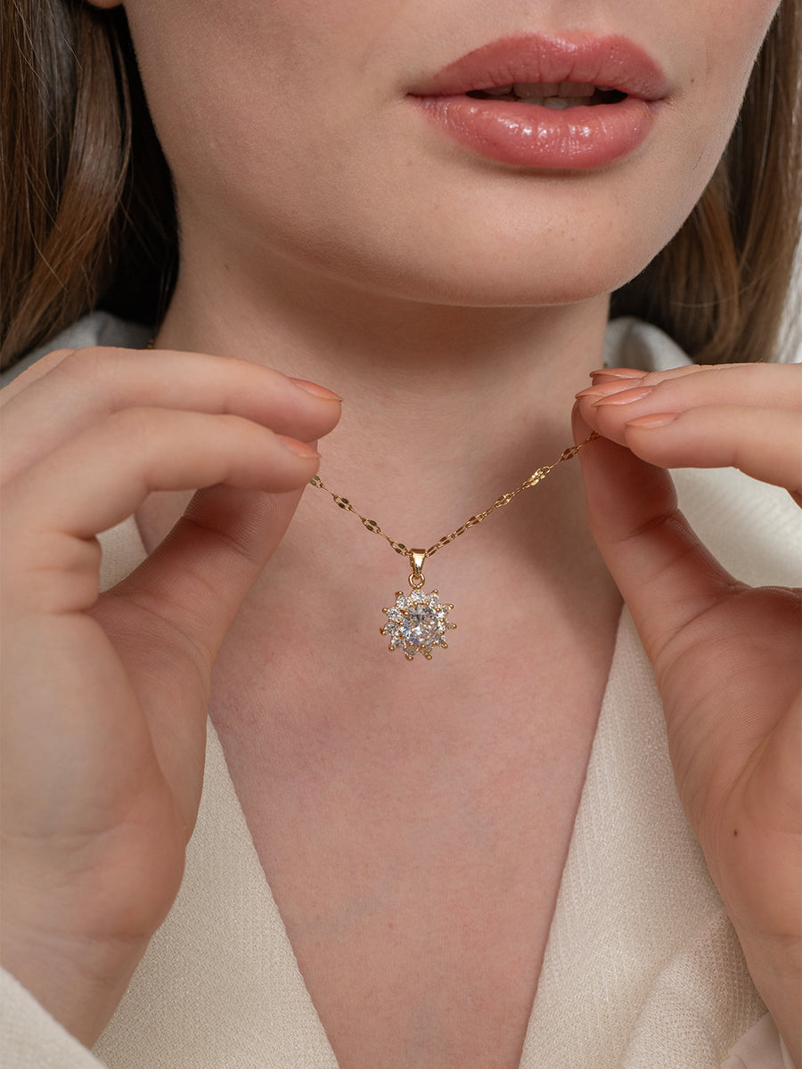 Perry Necklace – 18K Gold Plated image 3