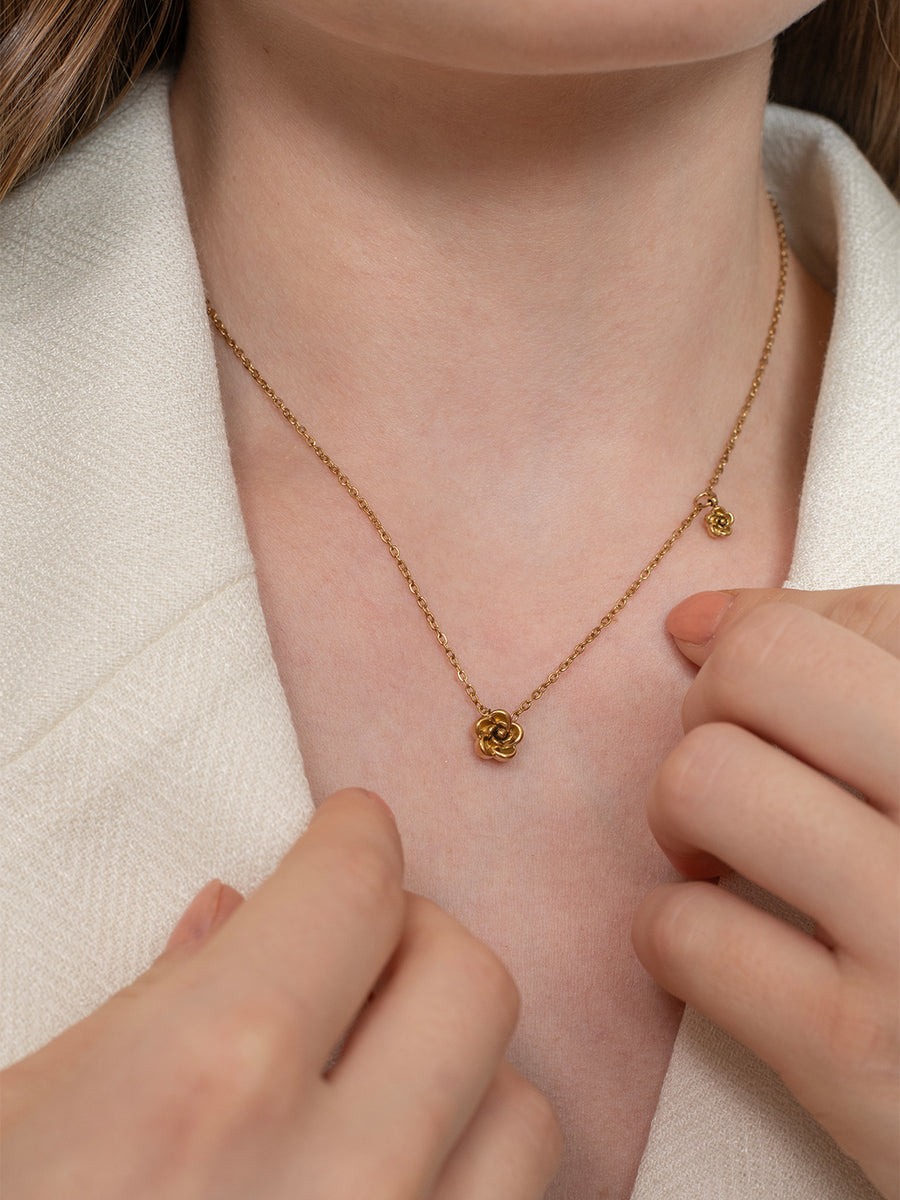 Roselle Necklace - 18K Gold Pleated image 7