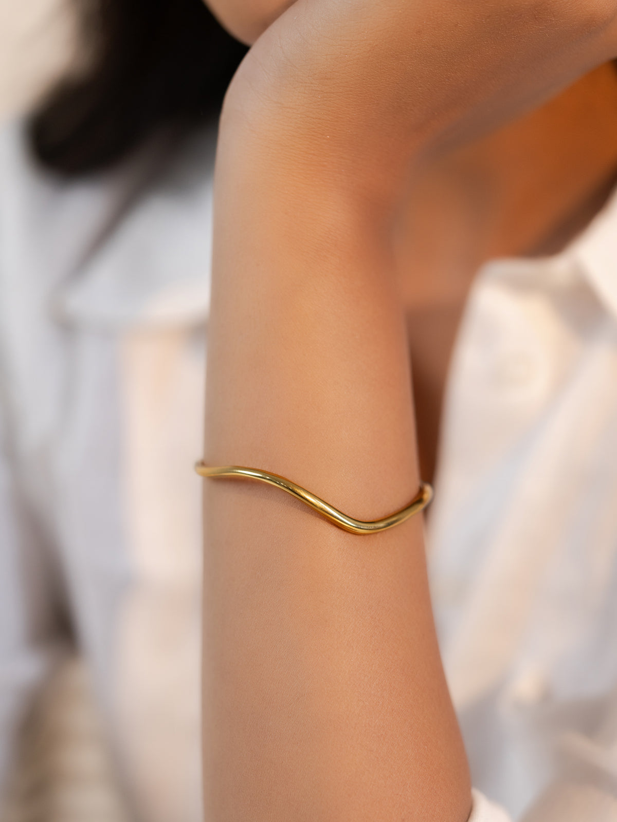 Wave cuff - 18K Gold Plated image 1