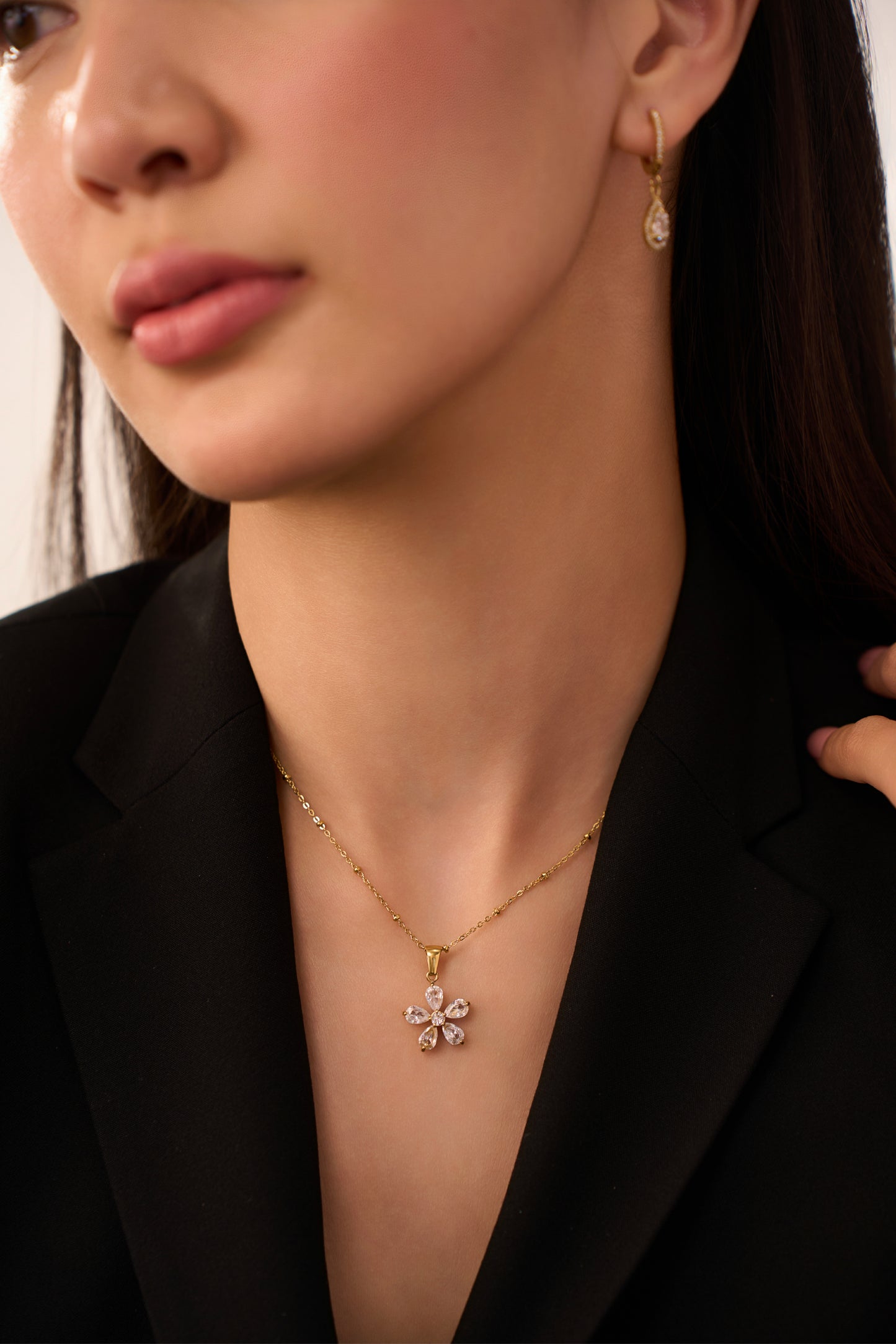Flora Necklace - 18K Gold Plated