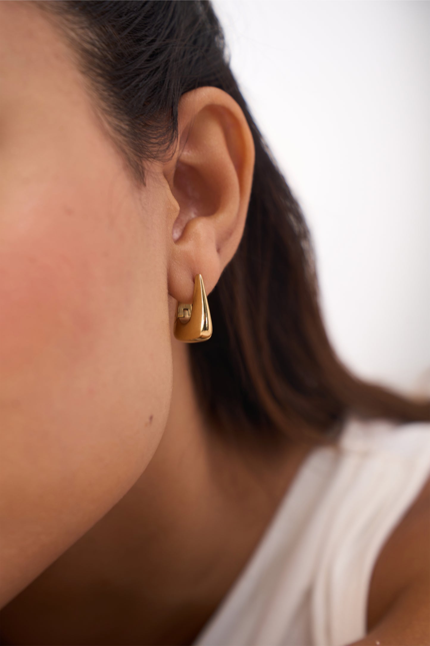 Zoya Hoops - 18k Gold Plated
