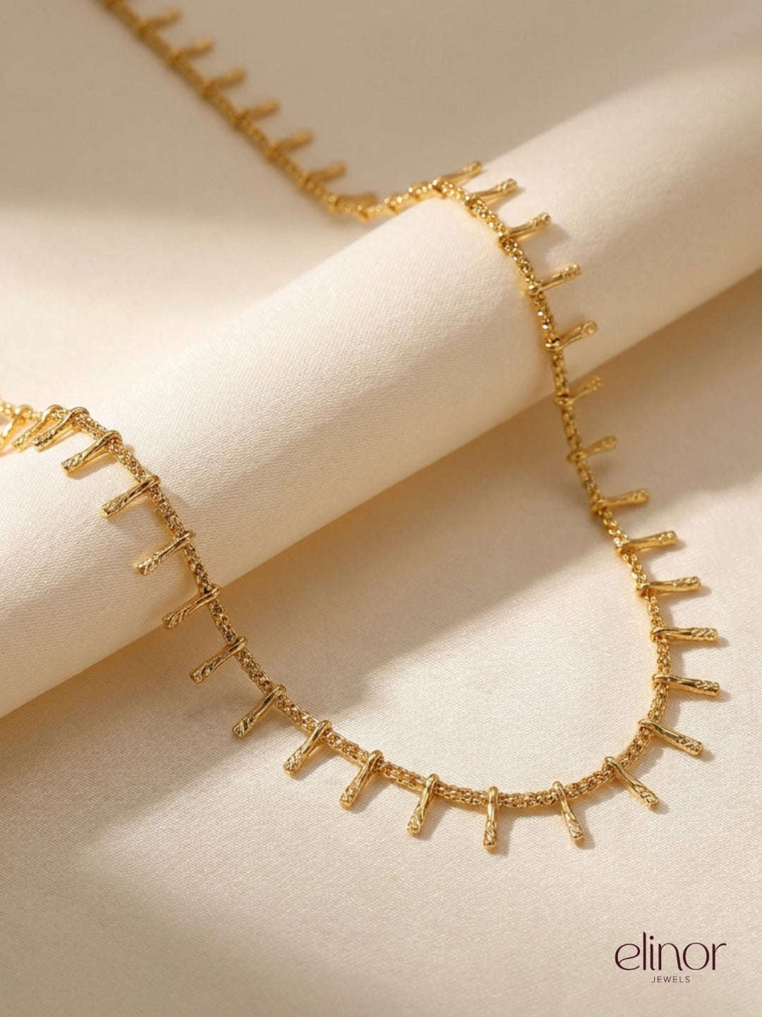 Veyra Necklace – 18K Gold Plated