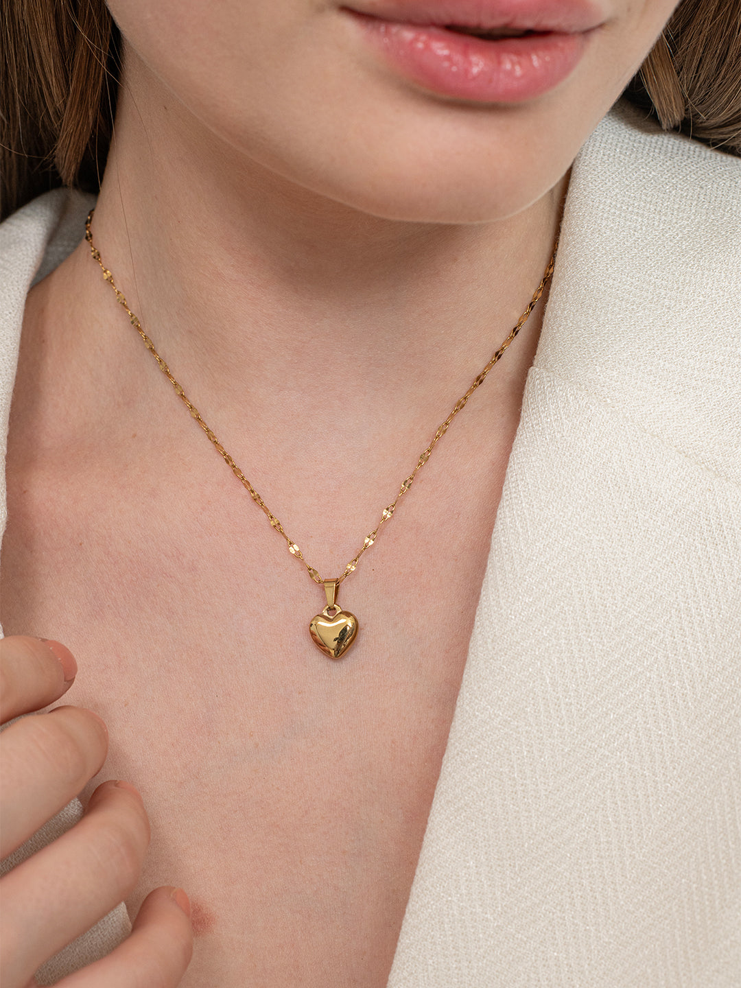 Heartlyn Necklace – 18K Gold Plated