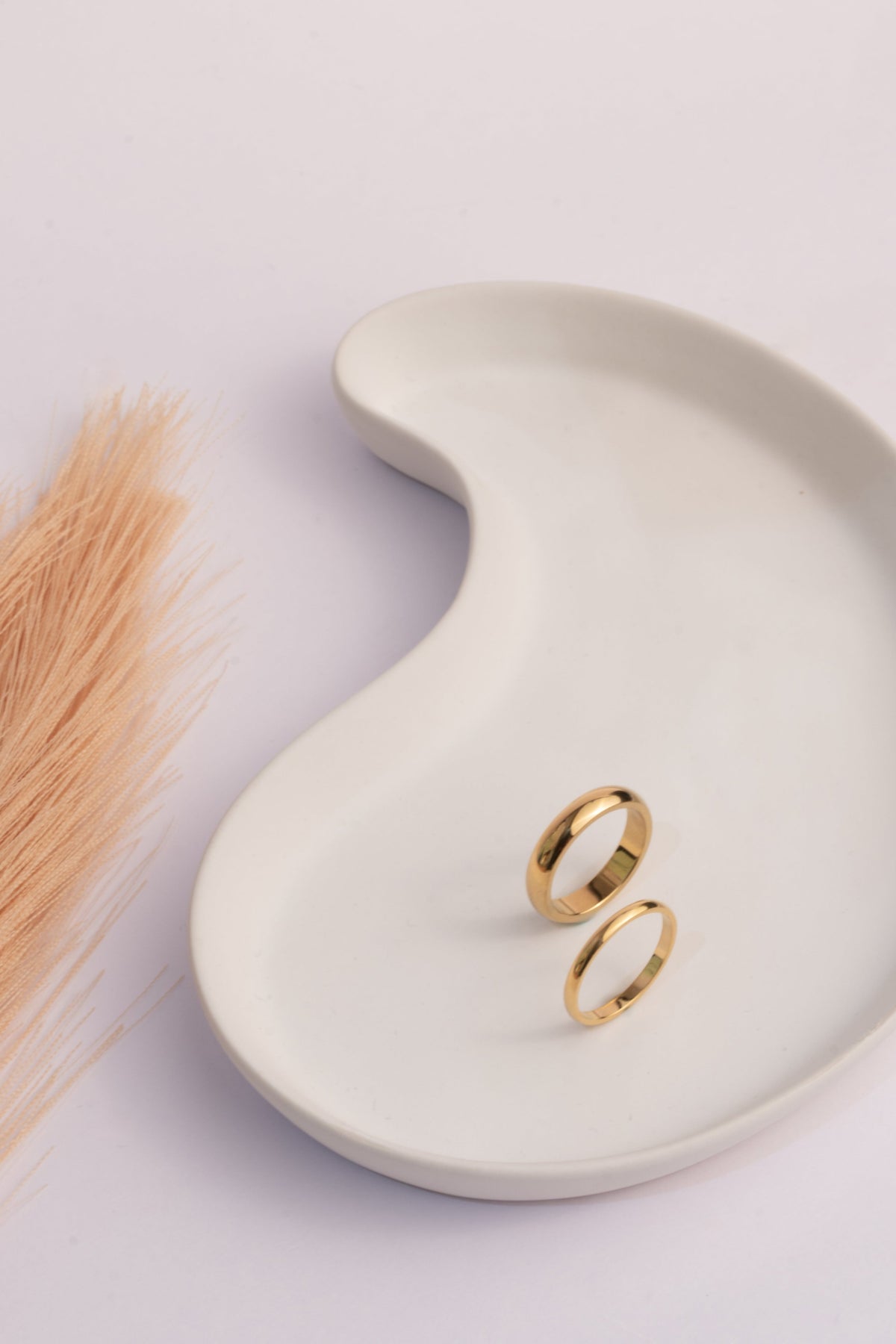 The Thin Ring - 18K Gold Plated image 3
