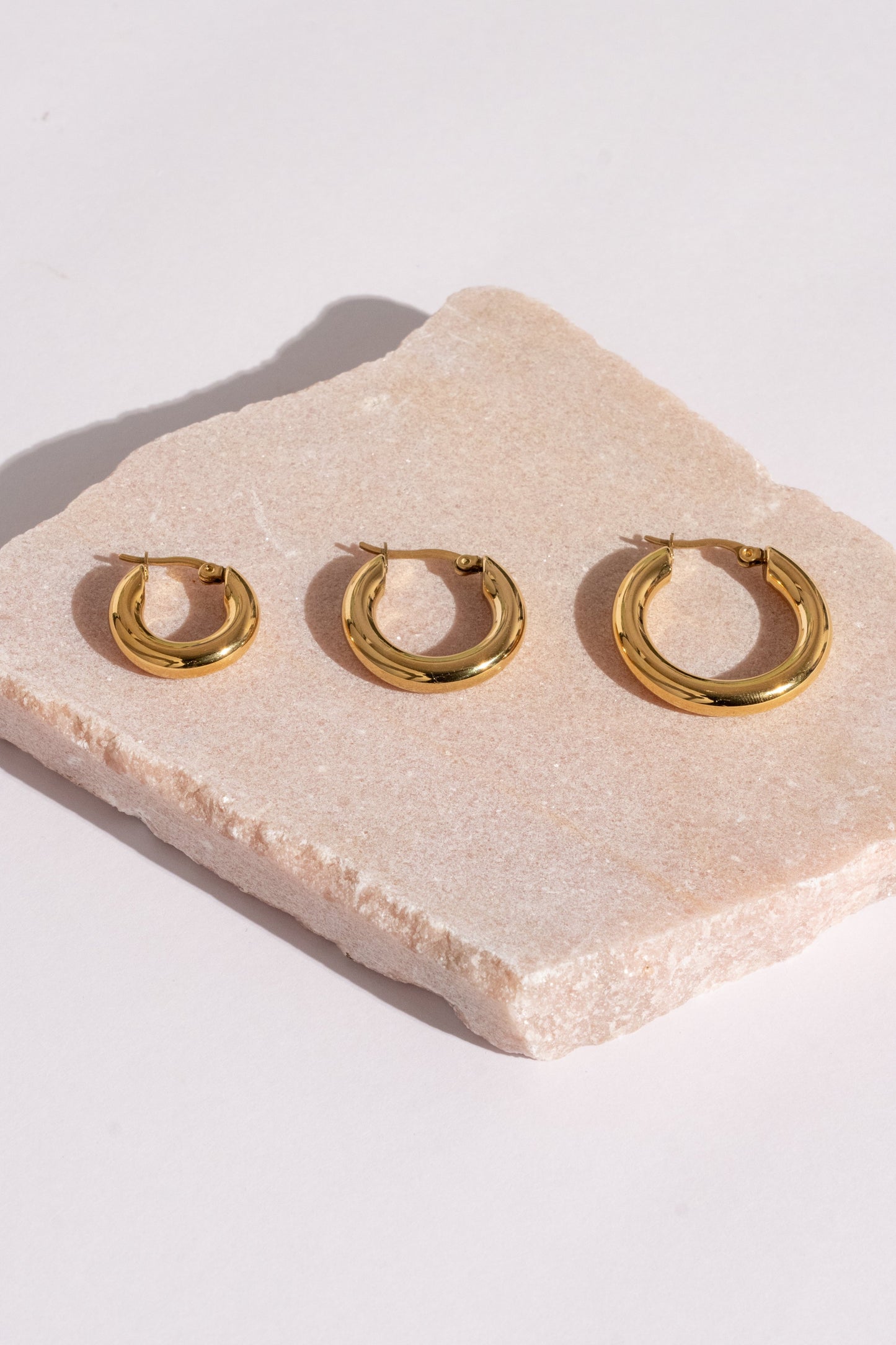 Celine Hoops Medium - 18K Gold Plated