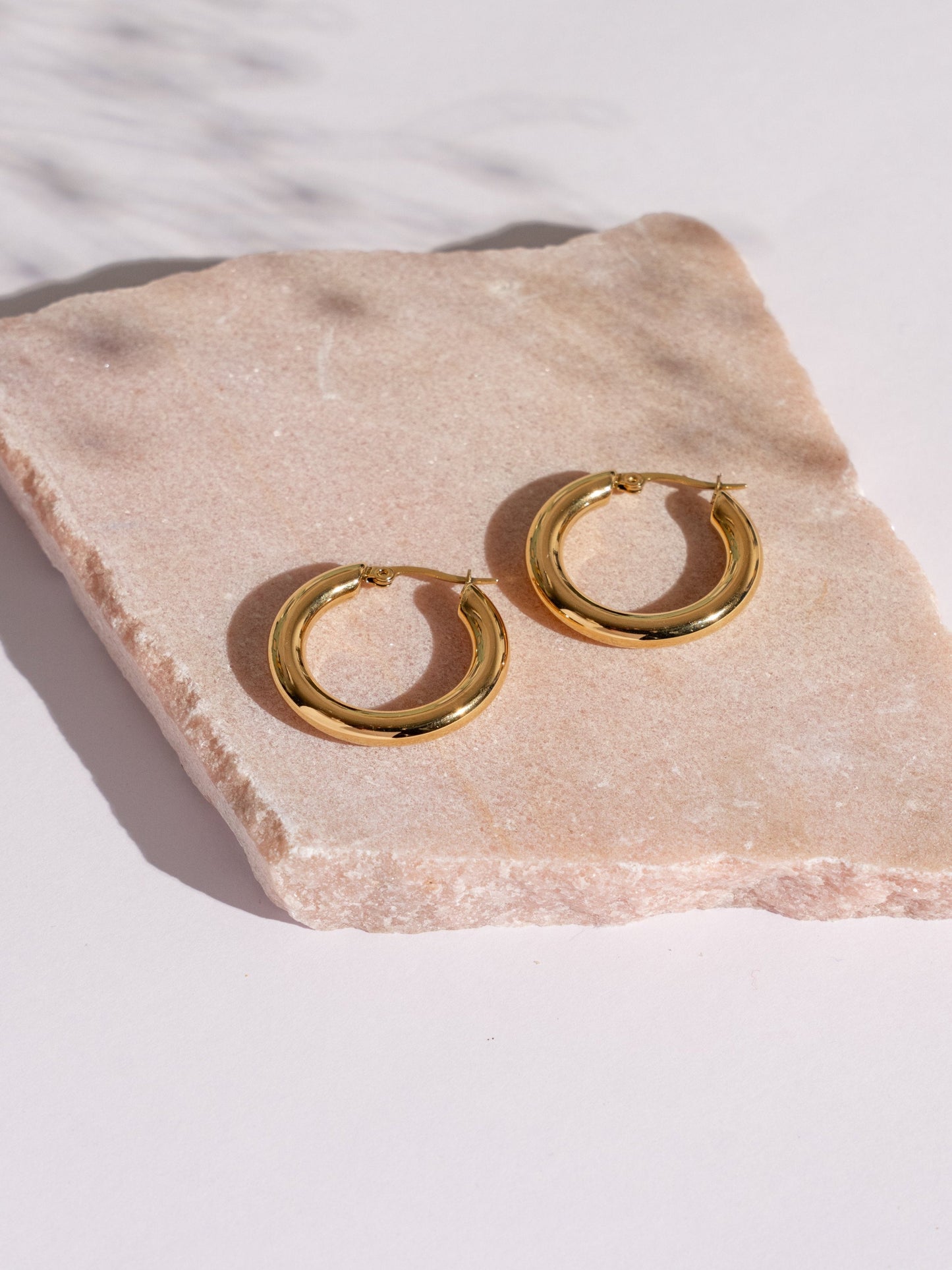 Celine Hoops Large - 18K Gold Plated