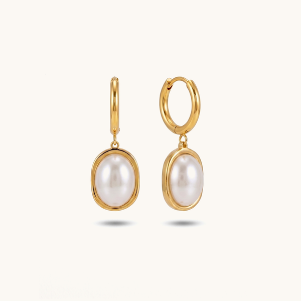 Oval pearl earrings – 18K Gold Plated