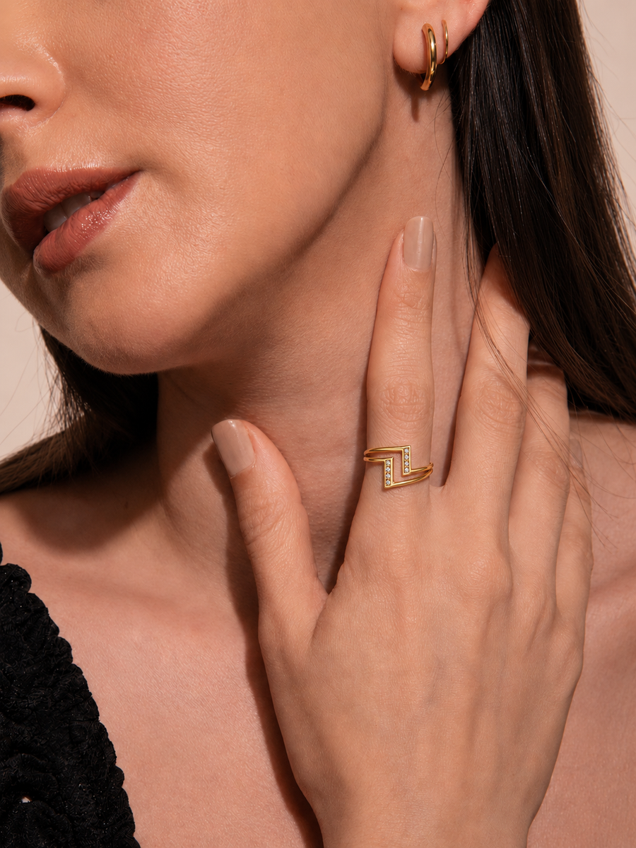Vetra Ring – 18K Gold Plated image 2