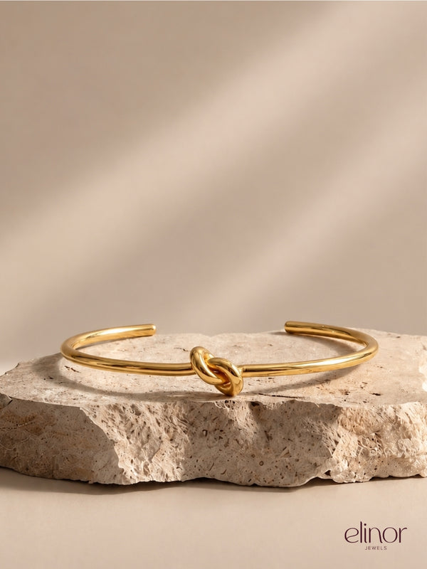 Yuna Cuff – 18K Gold Plated