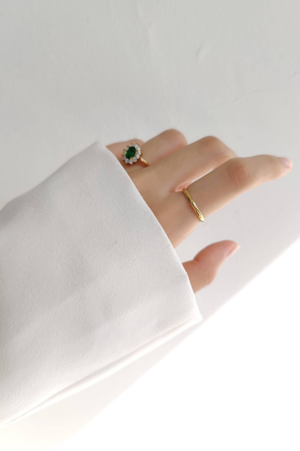 The Thin Ring - 18K Gold Plated image 6